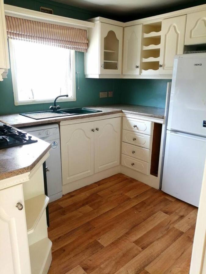 Midden Manor Country Stay On A Working Dairy Farm Ballymena Eksteriør billede